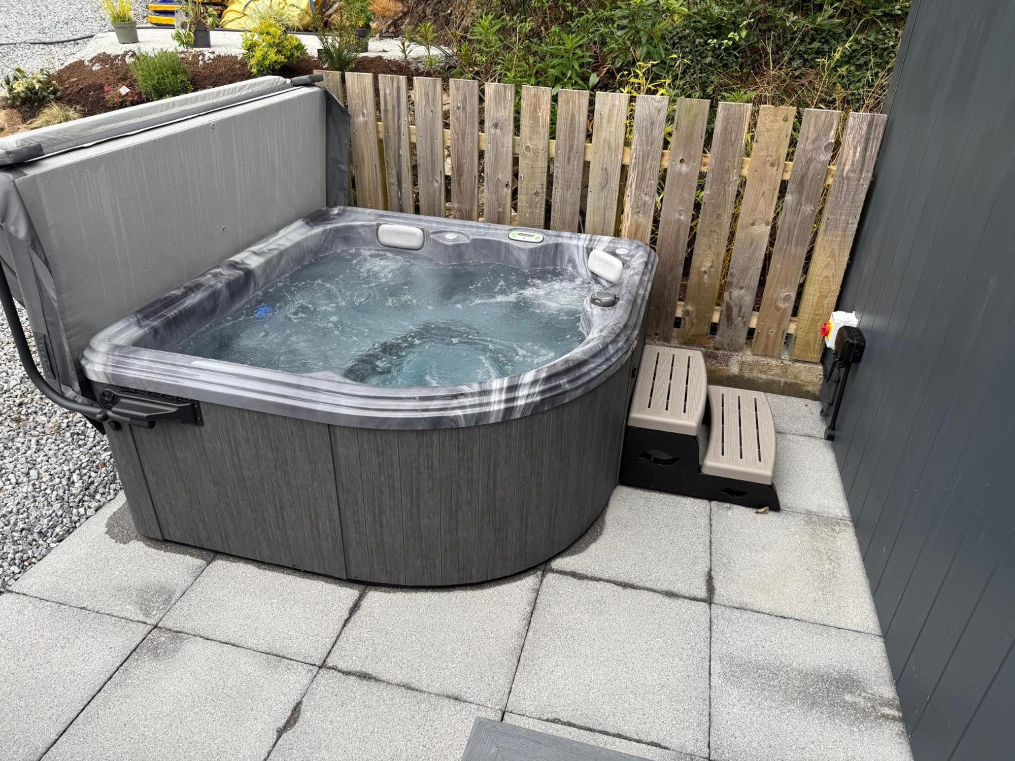 Tumpseys Hideaway With Hot Tub, Glencoe Highlands Near William Appartamento *