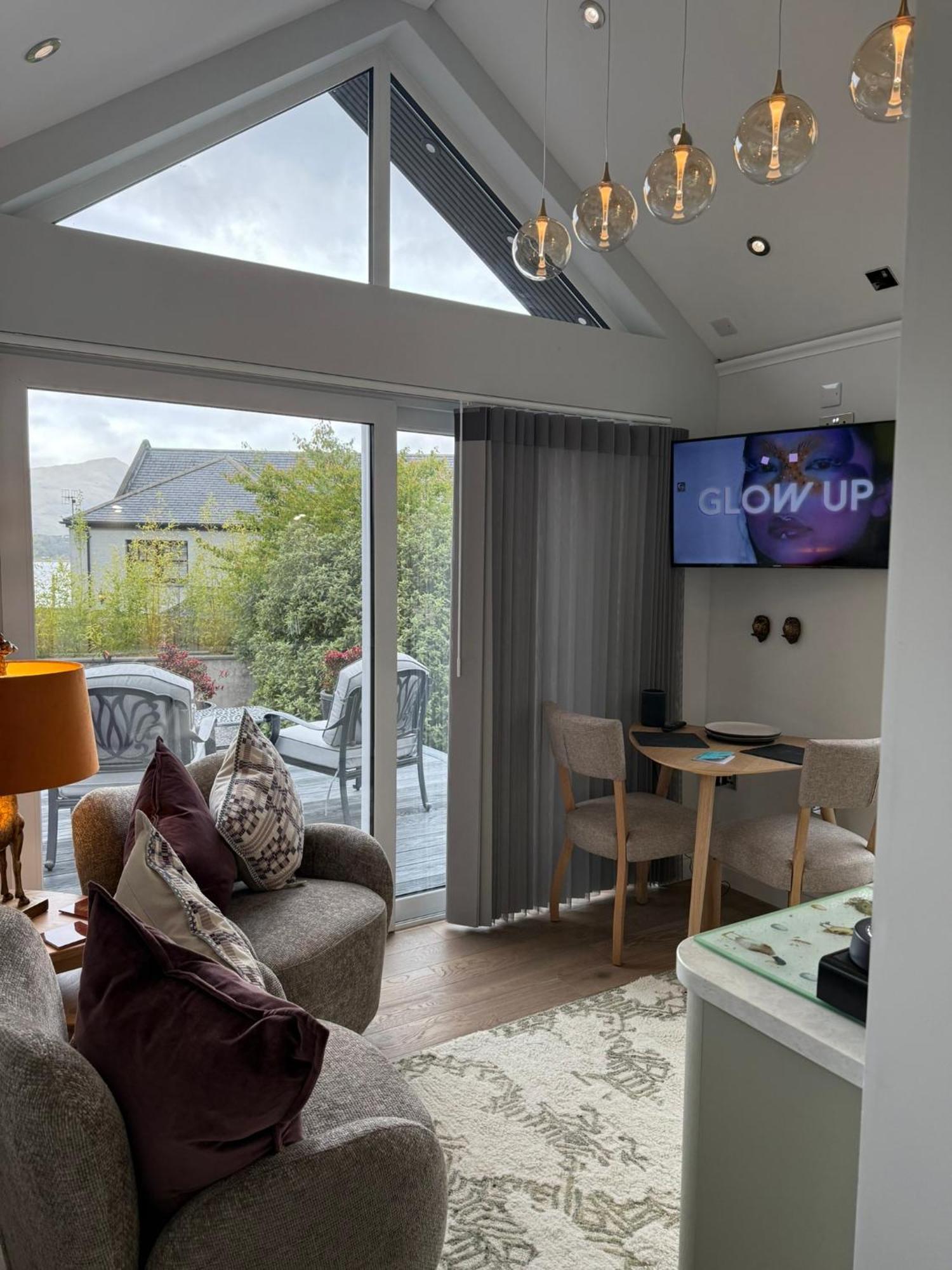 Tumpseys Hideaway With Hot Tub, Glencoe Highlands Near William Appartamento Ballachulish